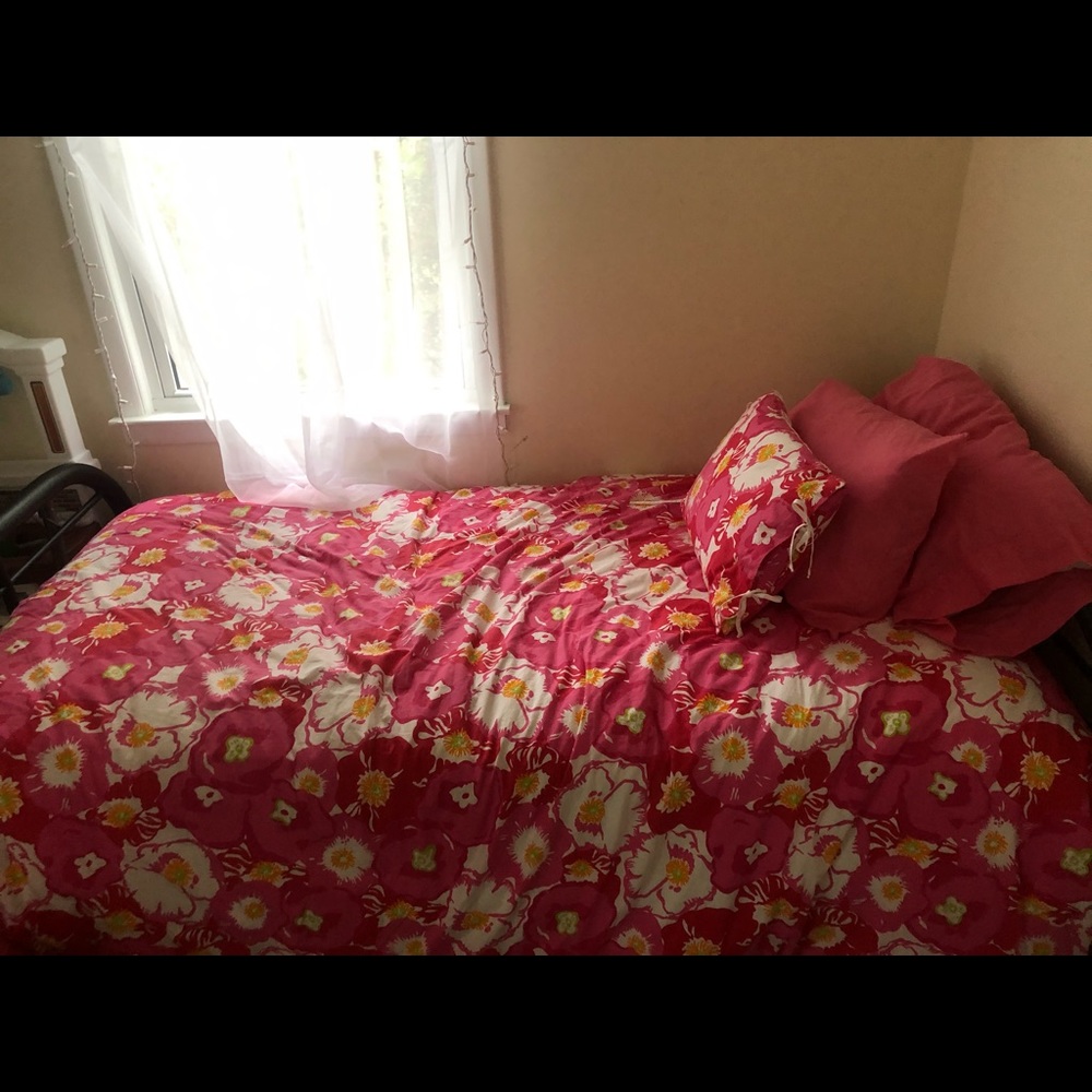 Lilly Pulitzer Twin Bedding